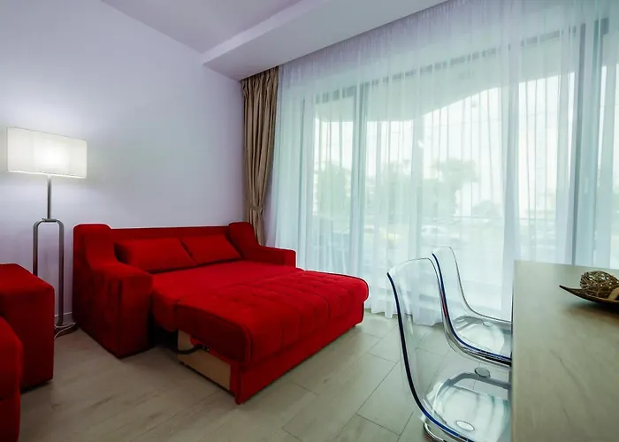 Red Luxury Apartment Lake On