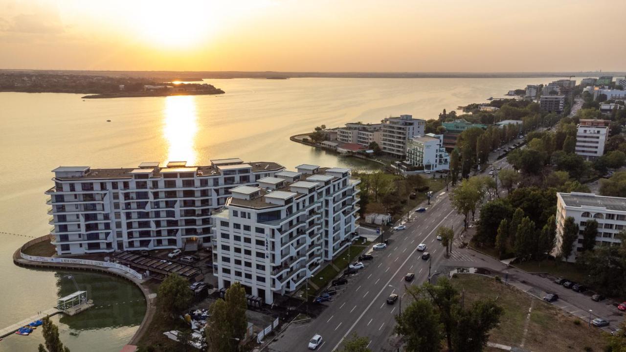 Apartament Red Luxury On Mamaia